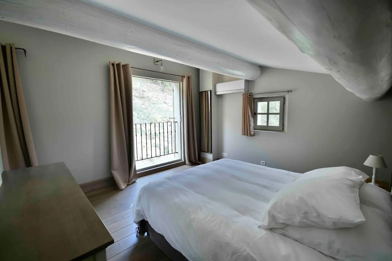 La Maison Des Collines Allemagne-en-Provence Homestay