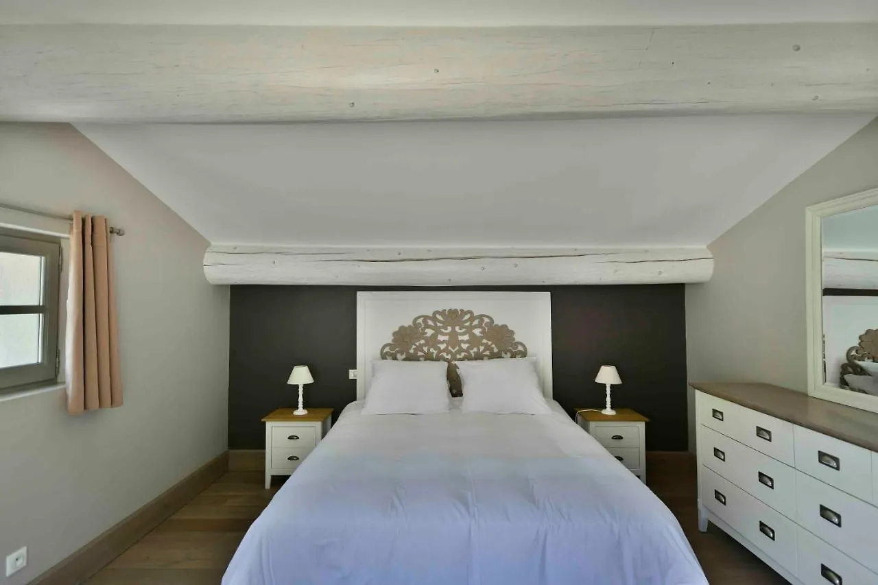 Homestay La Maison Des Collines Allemagne-en-Provence
